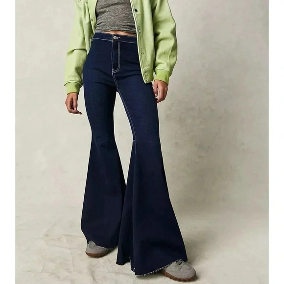 NWT Free People Just Float On Flare Jeans Denim High Rise We The Free Midnight - Picture 1 of 16